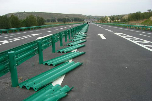 绍兴波形护栏的维护与管理确保道路安全的关键步骤