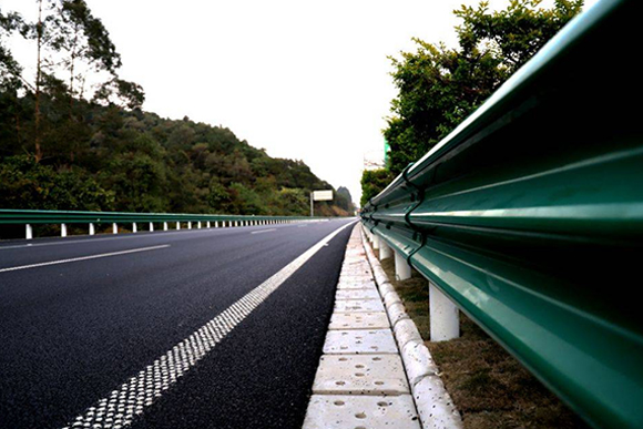 绍兴高速公路护栏的常用类型